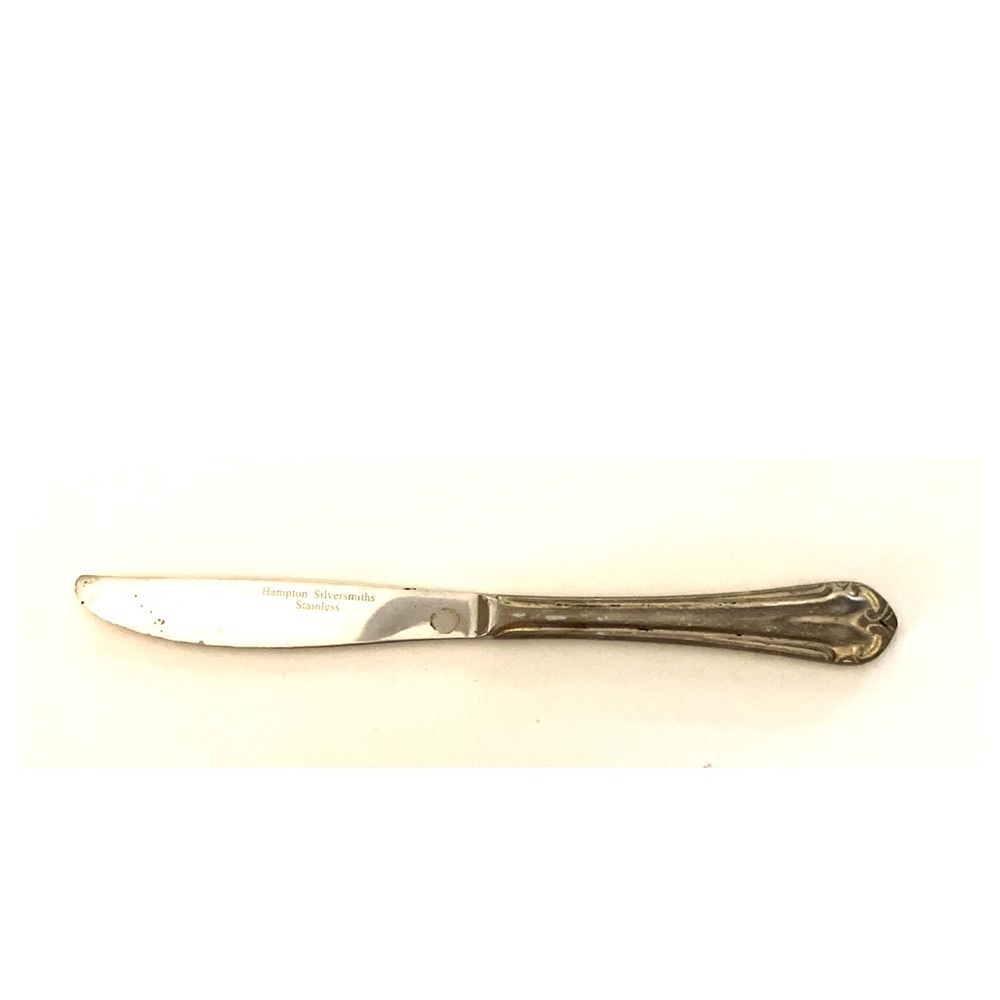 2 Hampton Silversmiths Dinner knives